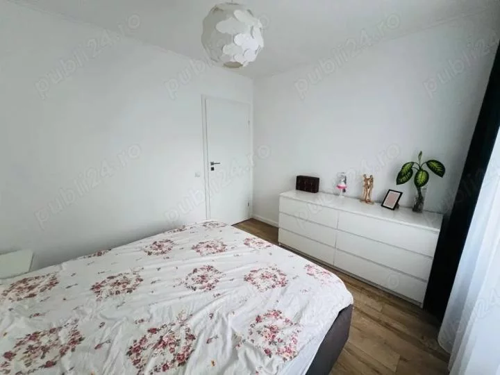 Mosilor, Obor, Metrou 3-4 min., bl. 1982, et. 5.